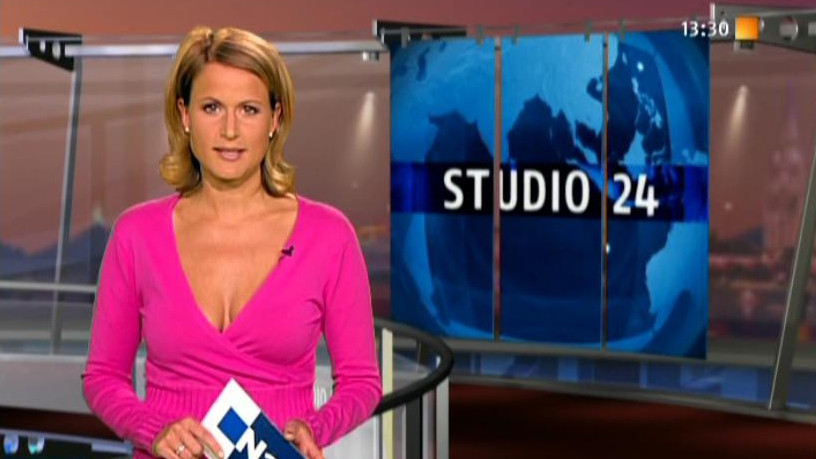Virtual studio productions of a N24 magazine powered by Shark 3D